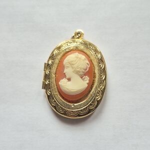 Vintage Cameo Locket Pendant